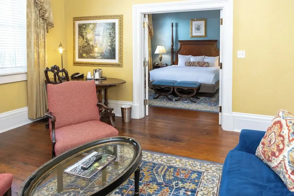 Suite with balcony