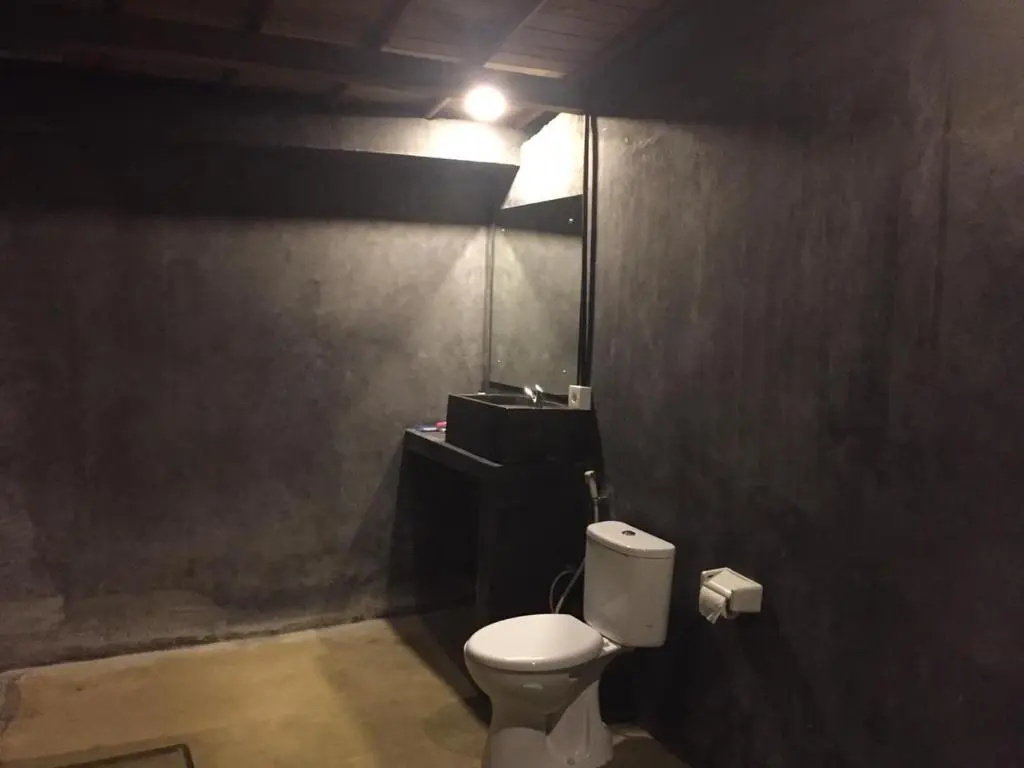Deluxe Double room with balcony (full double bed)