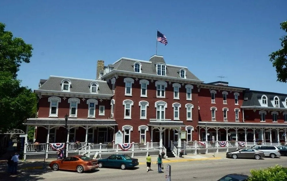 Hotel photo 1