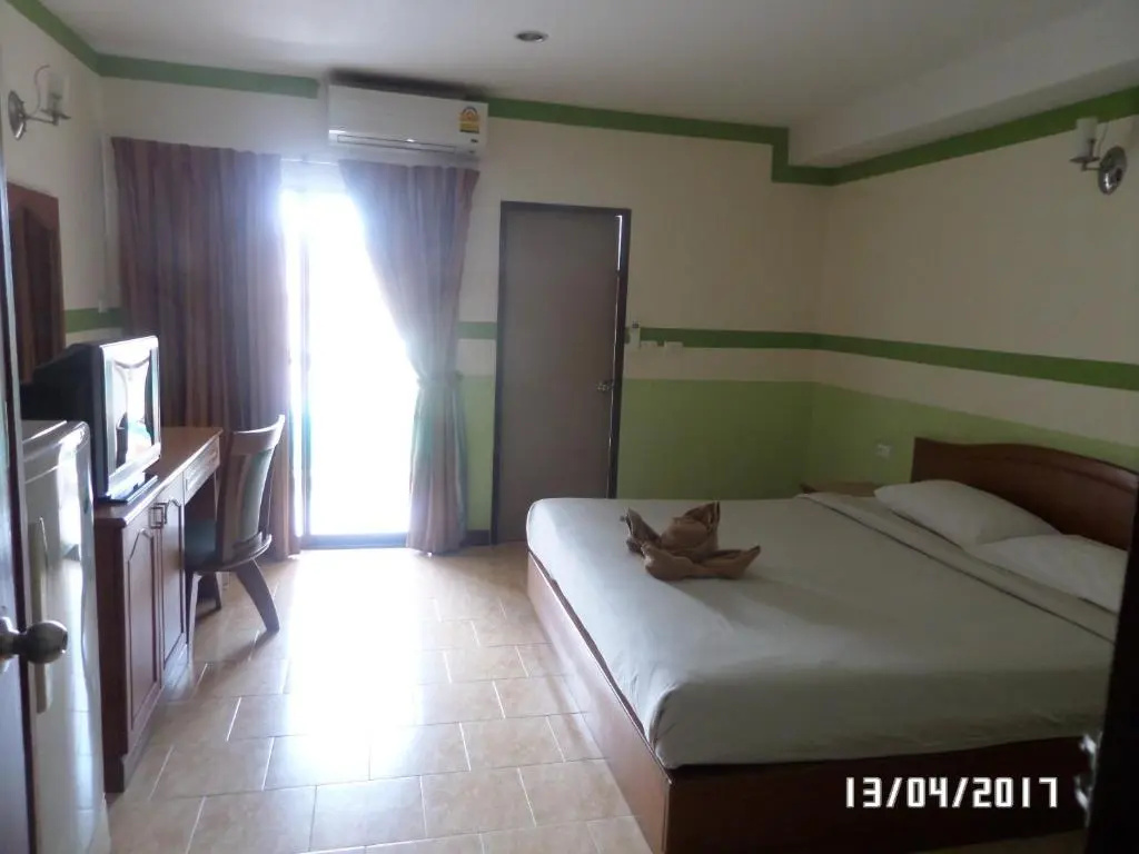 Superior Double room (full double bed)