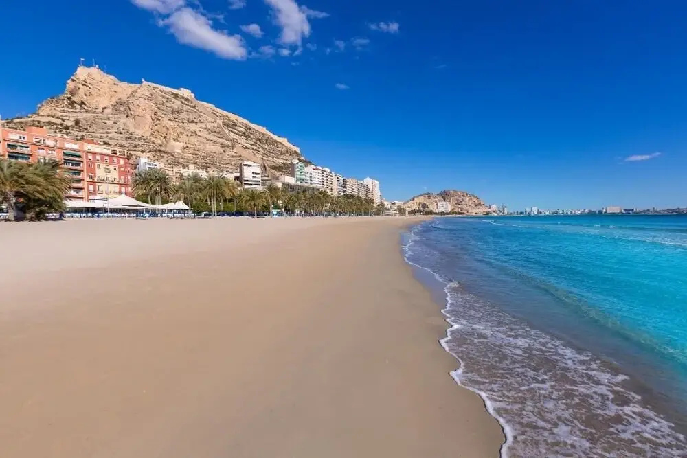 Beach & Waterfront