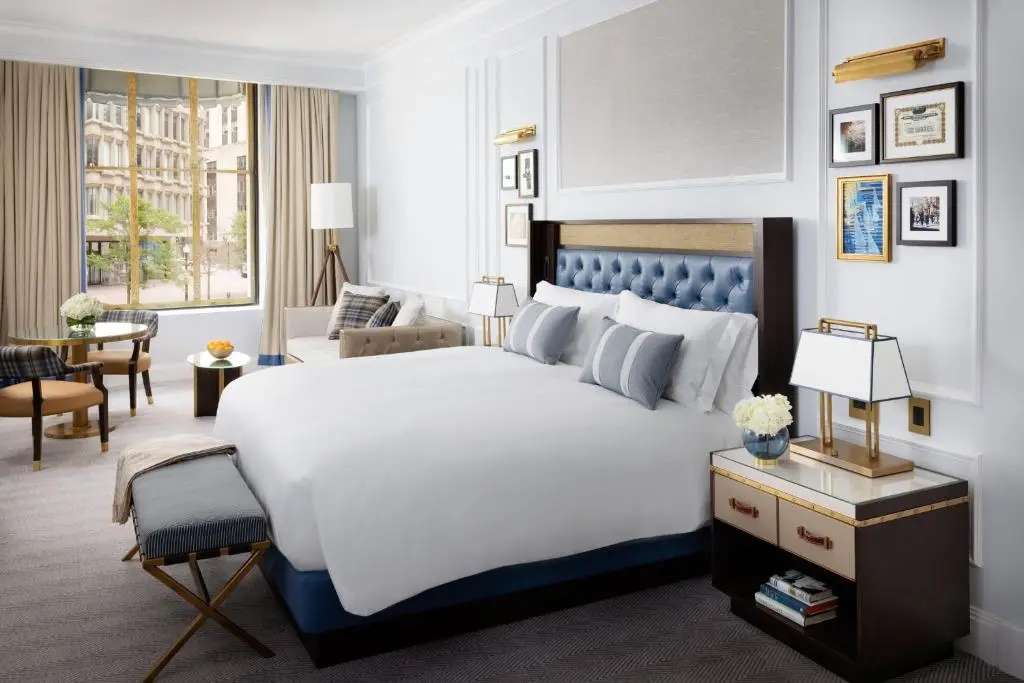 Executive Double Club room (full double bed)