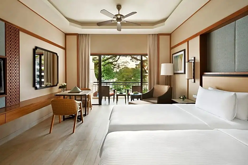 Shangri-La's Rasa Sayang Resort & Spa