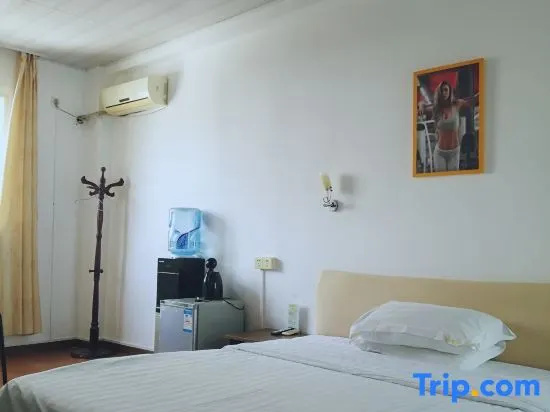 Business Double room (full double bed)