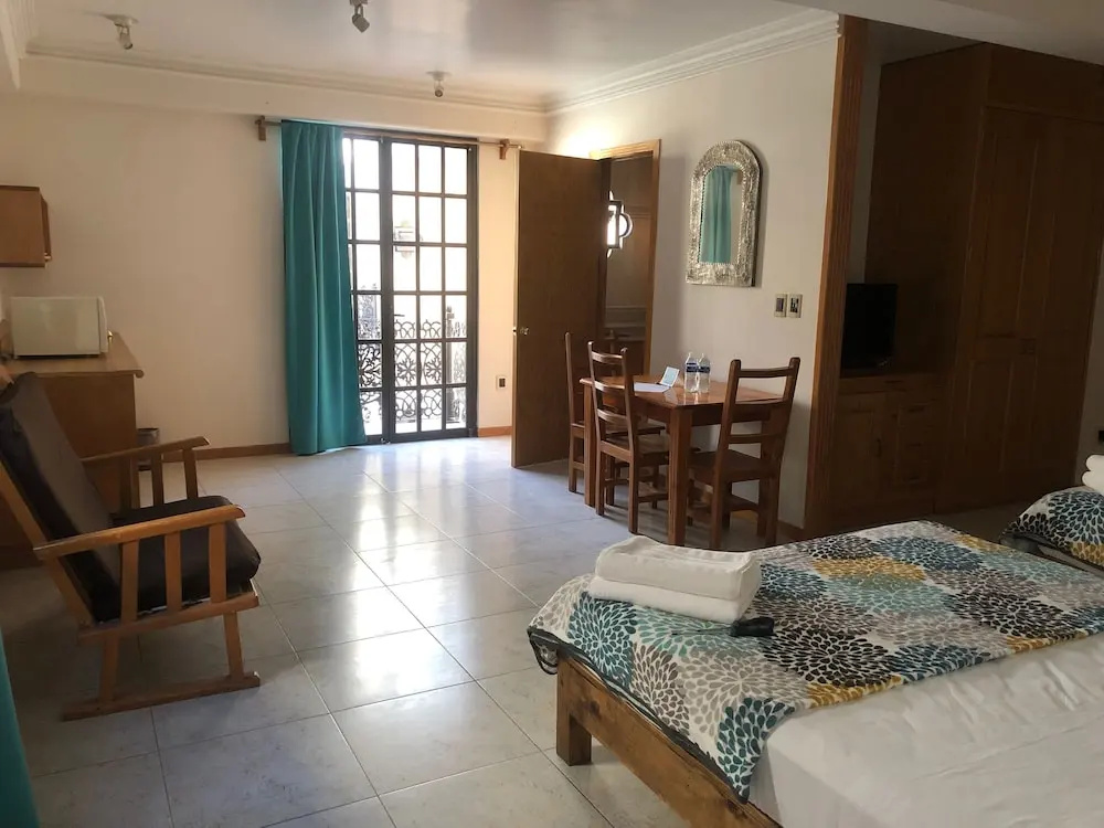 Economy room