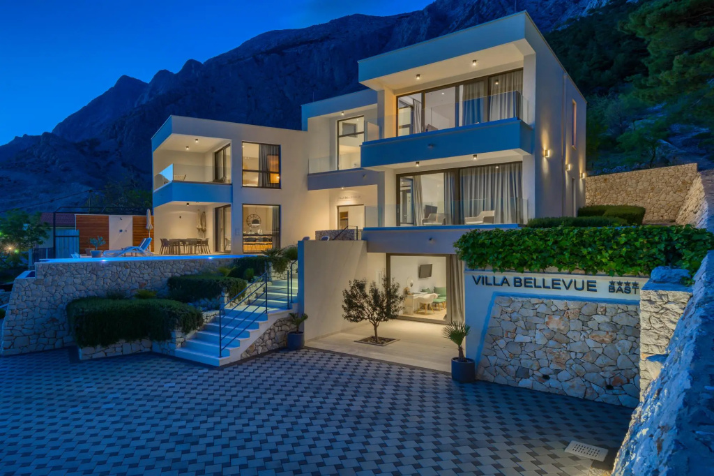 Bellevue in Bast, Baška Voda