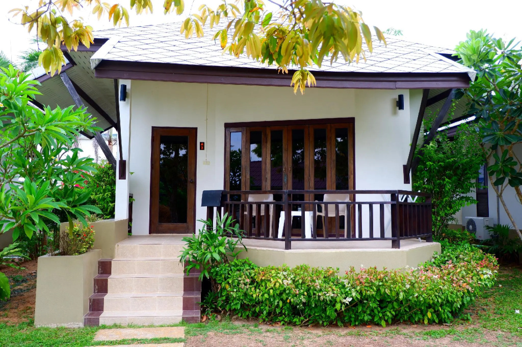 Deluxe Double Bungalow (full double bed)