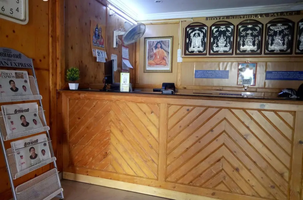 Lobby & Reception
