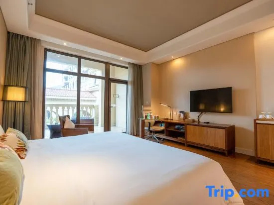 Standard room with view