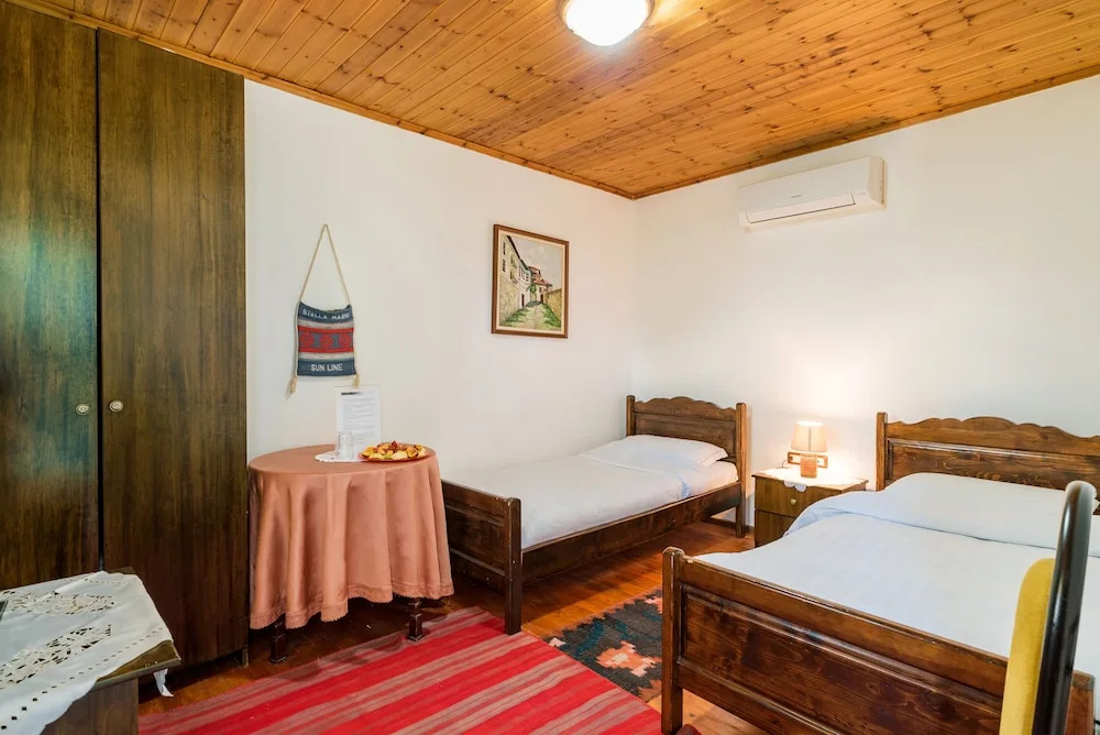 1 Bedroom Standard Double room (full double bed)