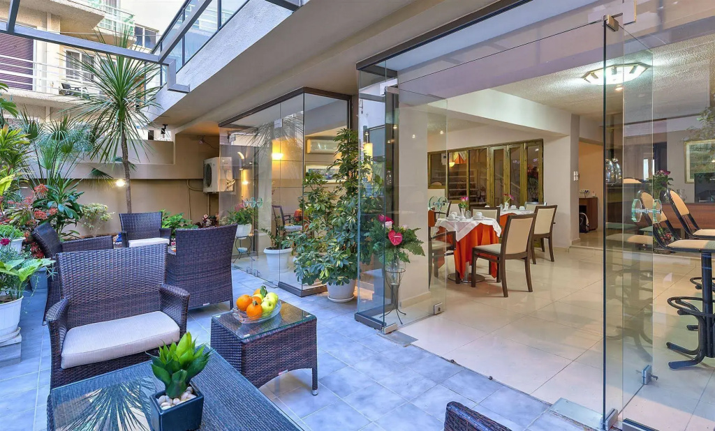 Leonidas Hotel & Apartments - Général