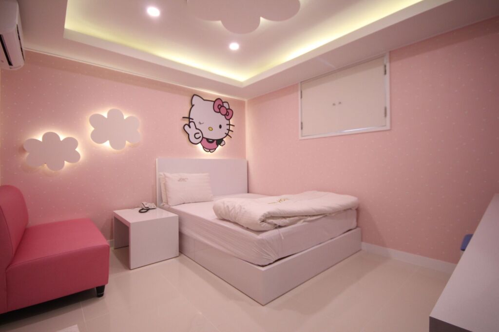 Hotel Savoy by null