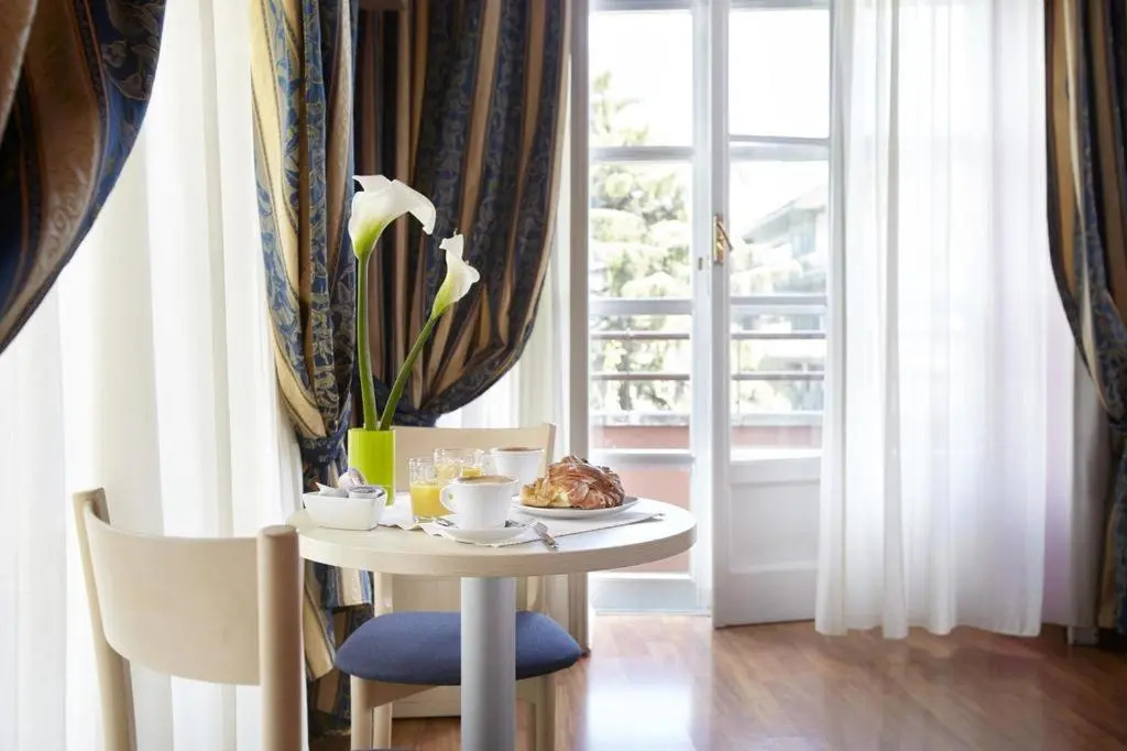 Standard Double room with balcony (full double bed)
