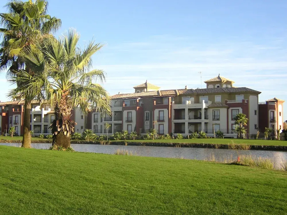 Golfside Apartment for 6 Guests