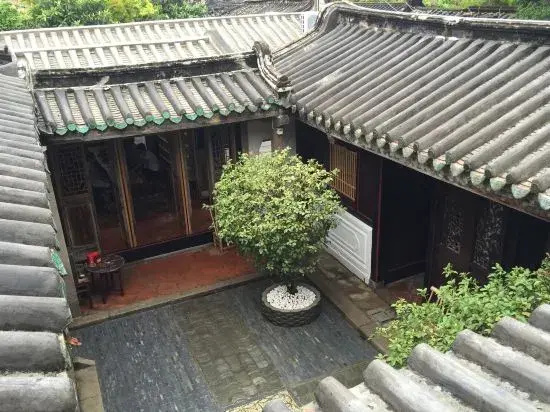 Nanmiao Hostel