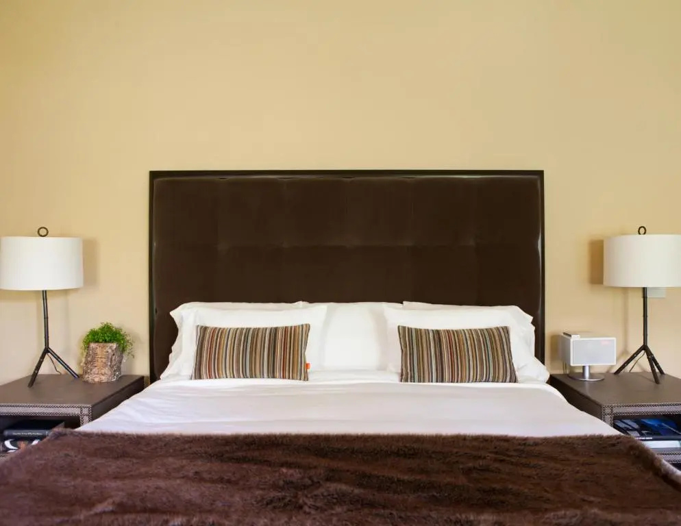 Premium Double room (full double bed)