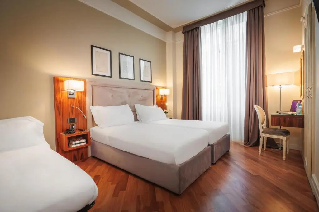 Superior Triple room