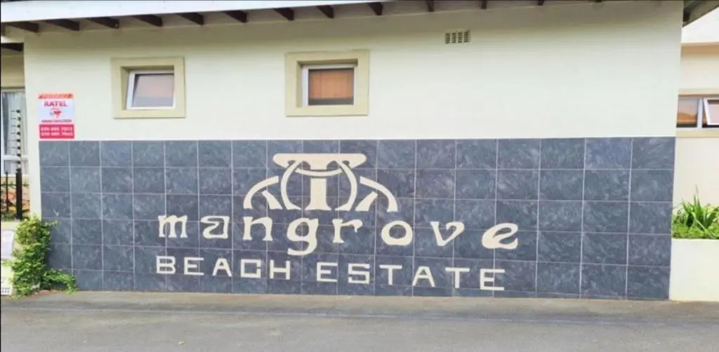 4 Boboyi - Mangrove Beach Estate