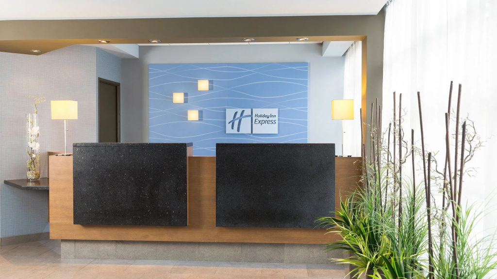 Holiday Inn Express Quebec City - Sainte Foy by IHG