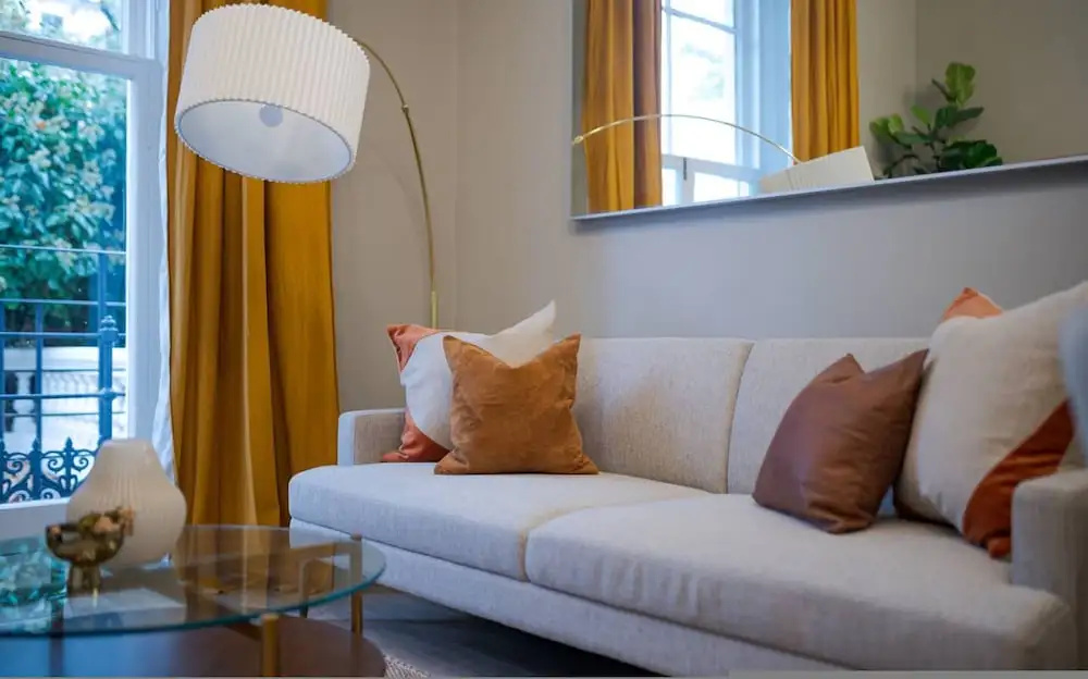 Perfect Hyde Park Apartment PS3