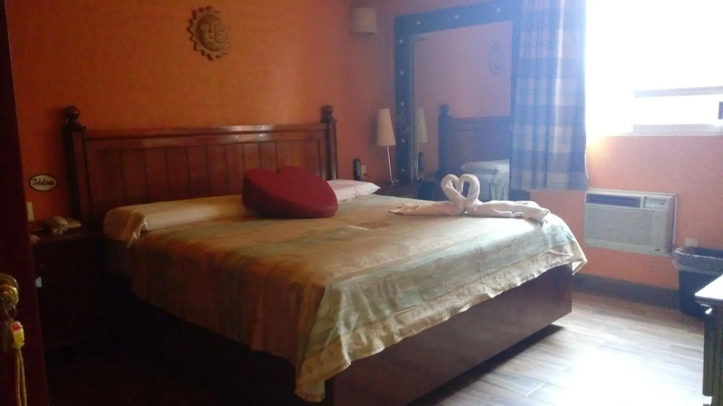 Hotel Real Azteca