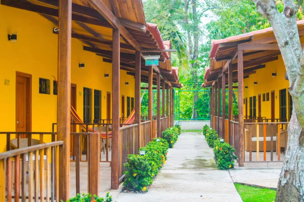 Senderos del Mar, Hotel con AC, Piscina, cerca de Tayrona