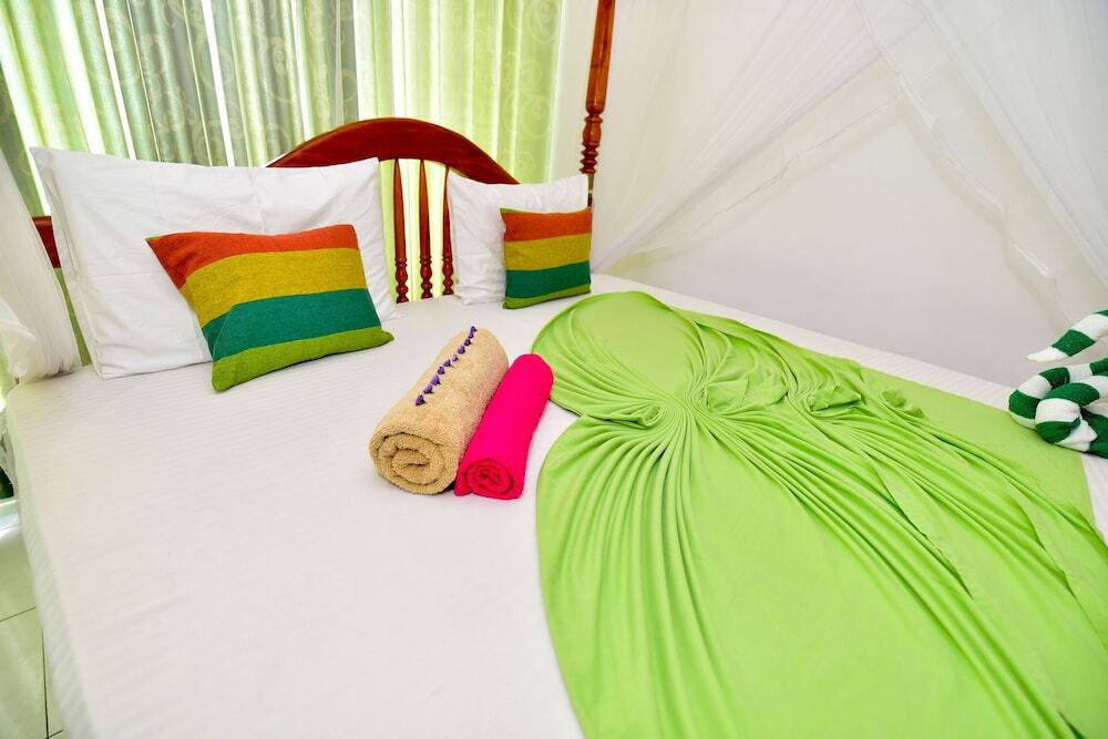 Peacock Hotel
