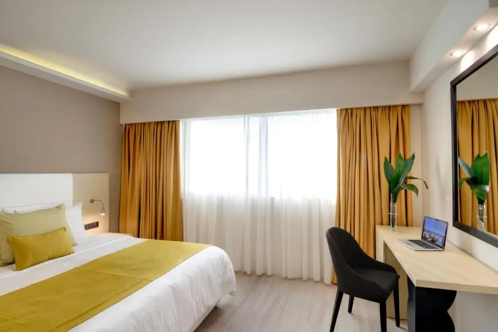 Standard Double room (full double bed)