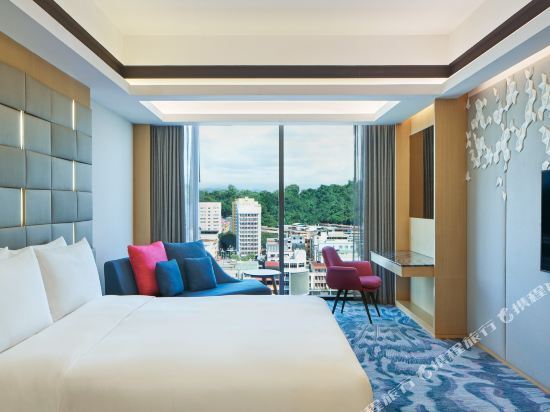 Le Meridien Kota Kinabalu