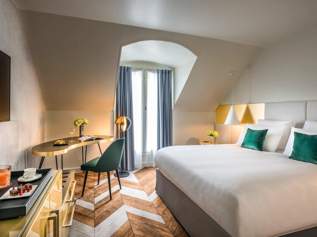 Superior Double room with balcony (full double bed)