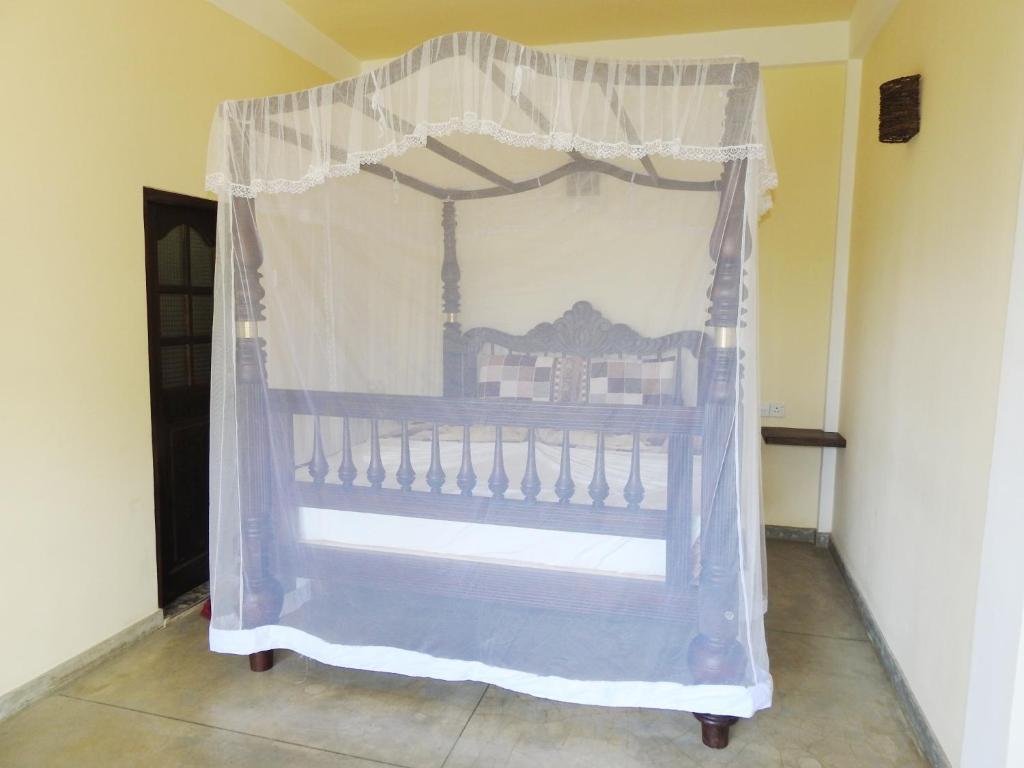Eagles Nest Cabanas