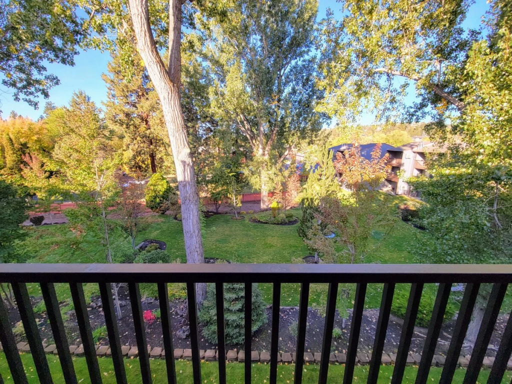 Walk to Downtown Bend&River! Fireplace, quiet