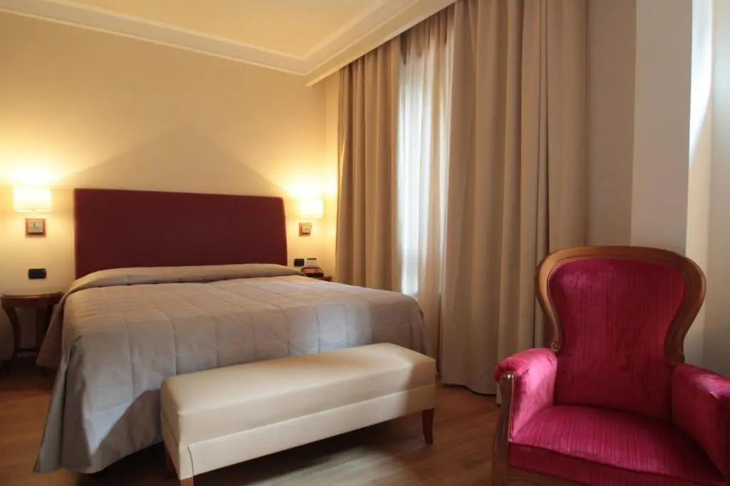 Monica Hotel Fiera - Chambres