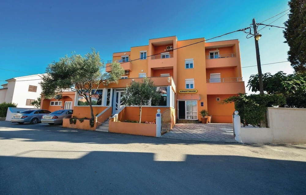 Awesome Home in Privlaka With Wifi and 1 Bedrooms