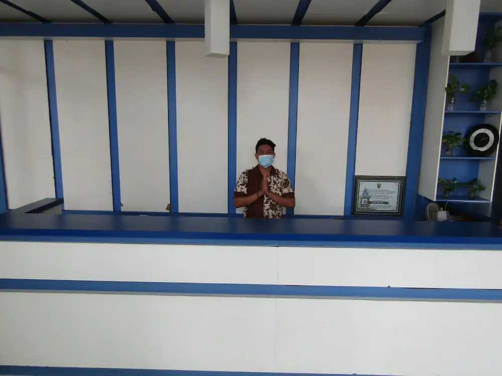 Lobby & Reception