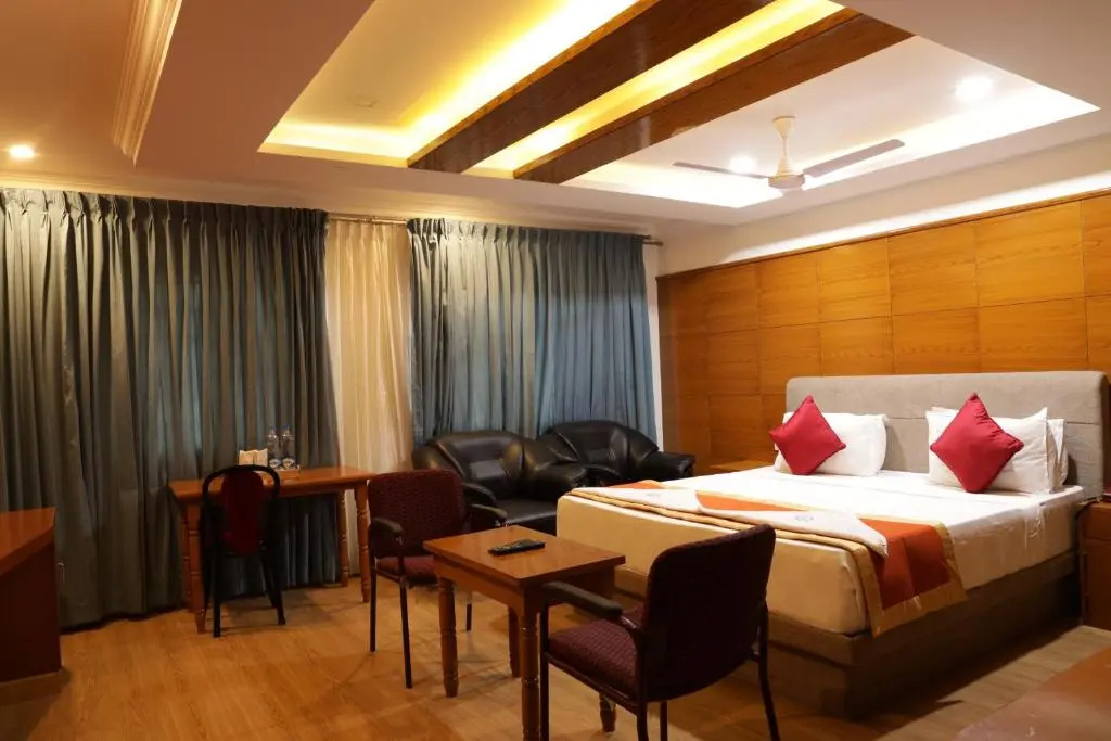 Hotel PVK Grand - Chambres