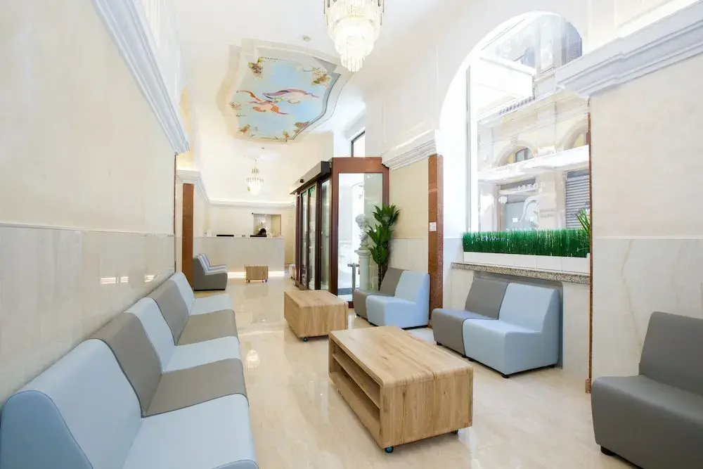 Hotel photo 2