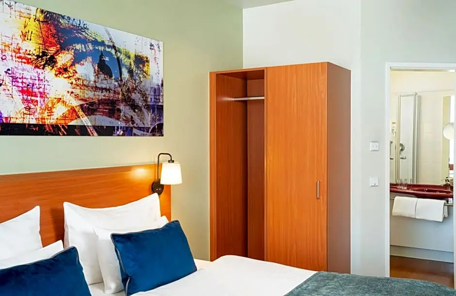Leonardo Hotel Salzburg Airport - Chambres