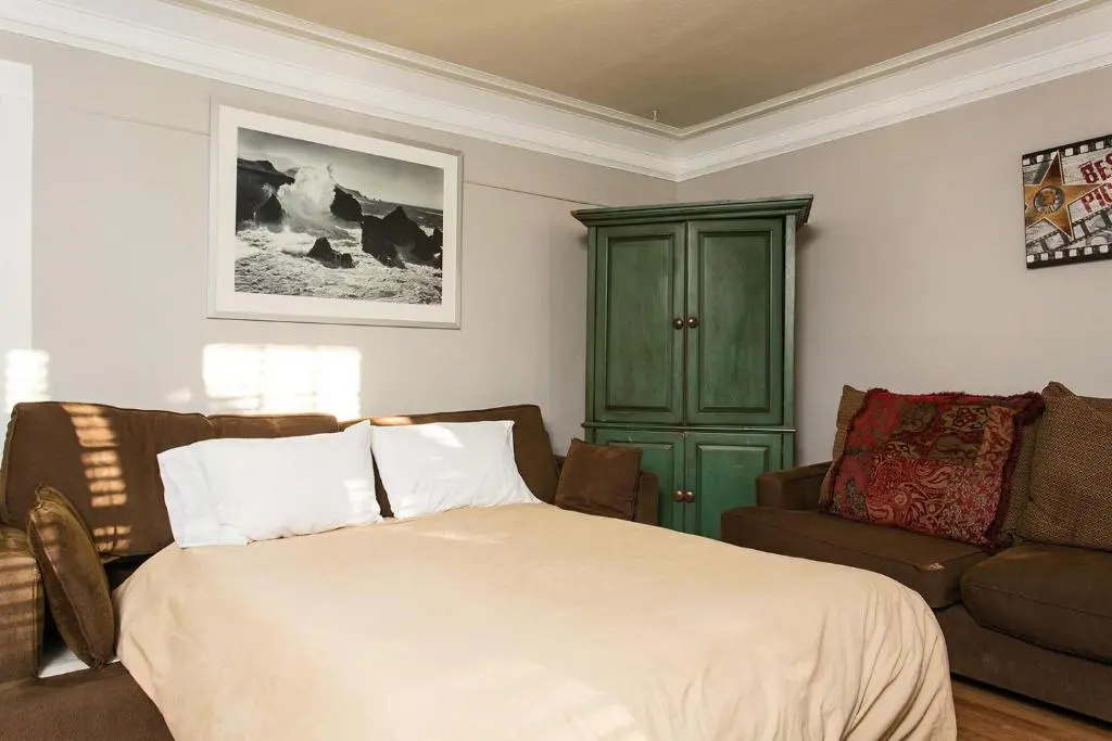 Hollywood Hills Suites - Chambres