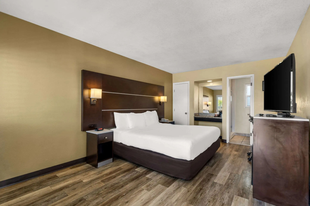 Comfort Inn San Diego Airport At The Harbor - Chambres