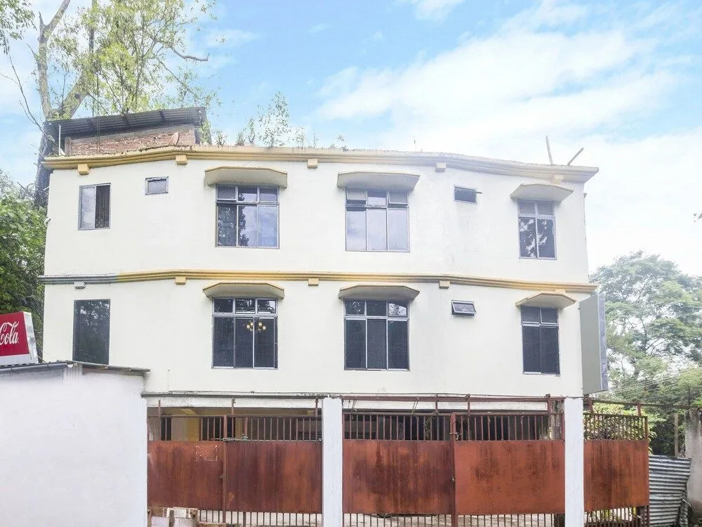 Oyo 14874 Live Inn Guest House