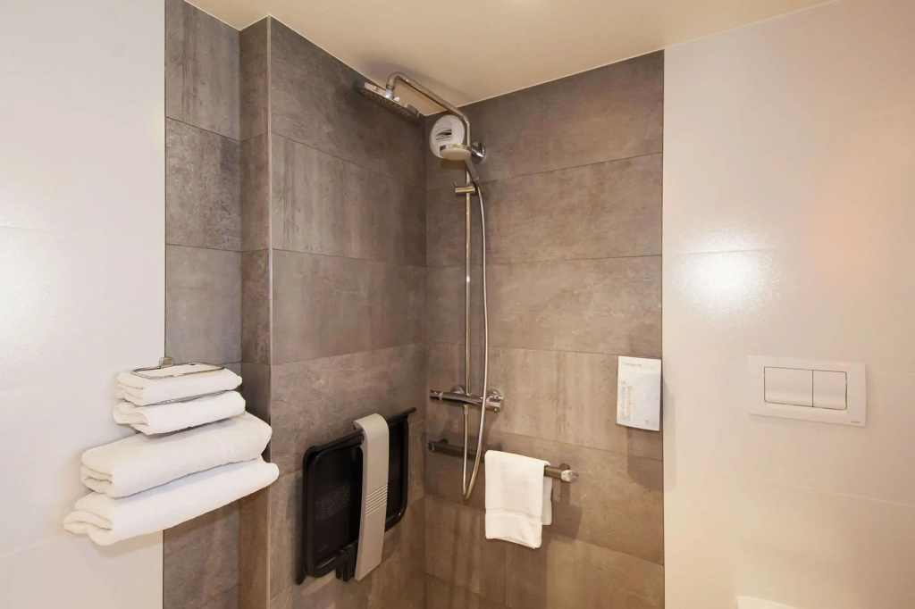 Hôtel Campanile Reims Ouest - Tinqueux - Général