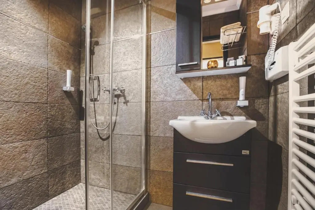 Komló Hotel Gyula - Chambres