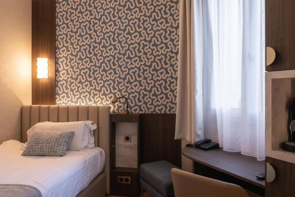 Отель Best Western Au Trocadero в Париже