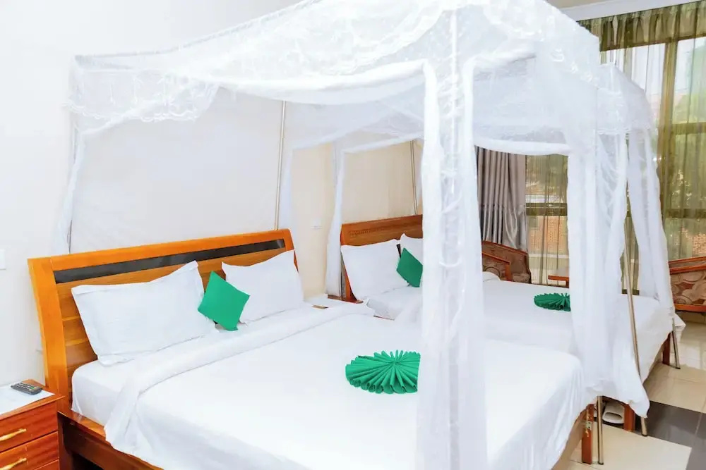 Standard Double room with balcony (twin beds)