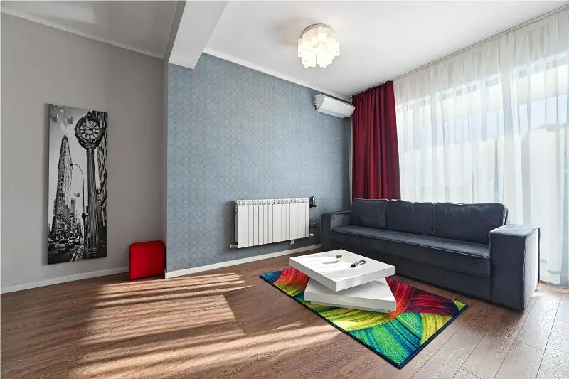 2 Bedrooms Quadruple Apartment with balcony