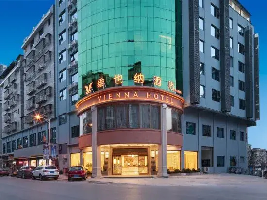 Vienna Hotel（ Dong'an High-speed Railway Station County Government Branch）