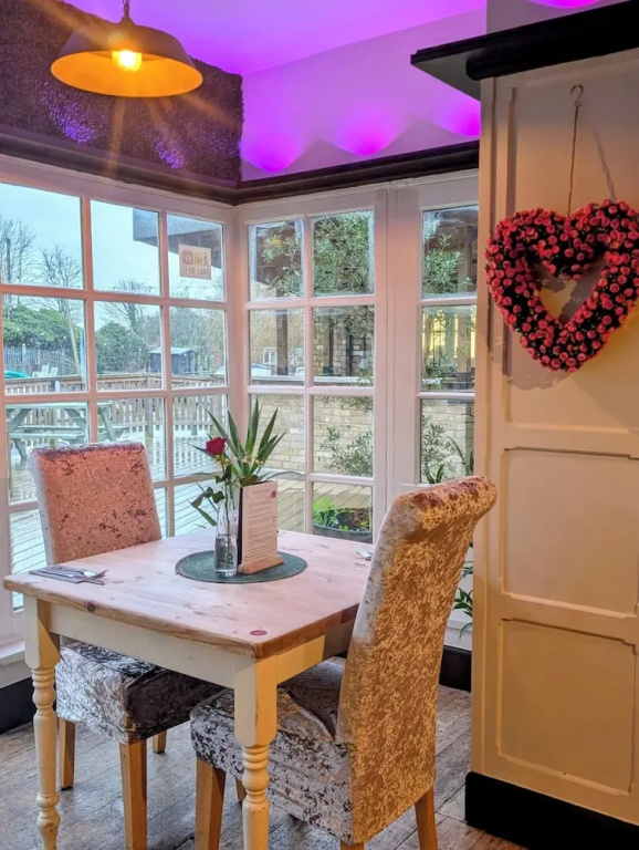 Grove Ferry Inn - Chambres