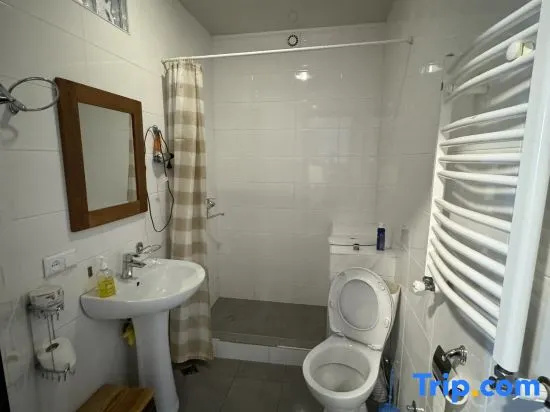 Spacious Studio in the cottage Heavenly