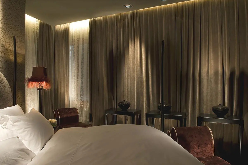 Junior Suite with canal view